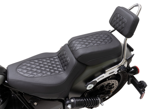 MUSTANG Squareback Sissy Bar Pad - Black - Diamond Stitch - Chief '22-'23 88206