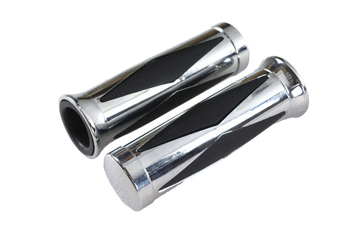 V-Twin Diamond Style Grip Set with Chrome End Cap - 28-0446