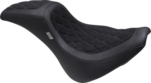 MUSTANG Signature Series Fastback™ - Vinyl/Alcantara® - Diamond Stitch w/ Gun Metal Thread - FX '18-'24 76321GM