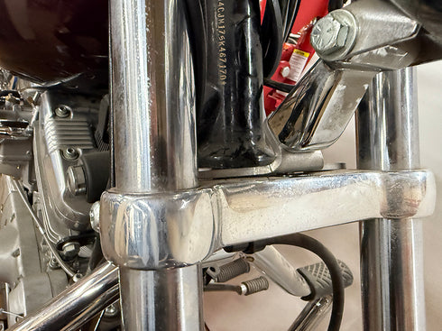 V-Twin 39mm Bottom Mount Headlamp Bracket - 31-1851