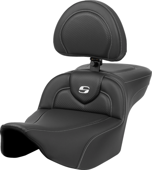 SADDLEMEN Roadsofa™ Extended Reach Seat - Carbon Fiber - Silver Stitch/Silver Logo - w/ Backrest - FL '23-'24 823-07-186BR