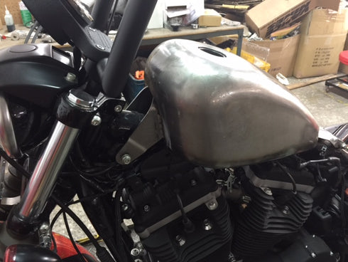 Wyatt Gatling 2.4 Gallon Gas Tank - 38-0544