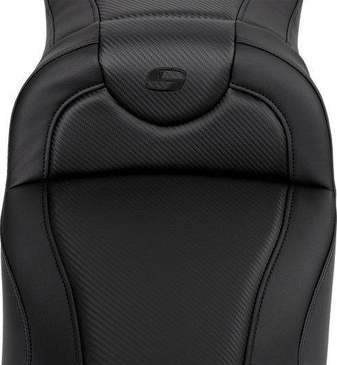 SADDLEMEN Roadsofa™ Extended Reach Seat - Carbon Fiber - Black Stitch - without Backrest - FL '08-'24 808-07B-18600