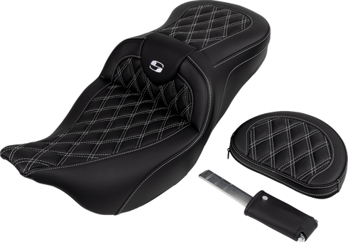 SADDLEMEN Roadsofa™ Seat - with Backrest - White Stitch - FL '08-'23 808-07B-182B6