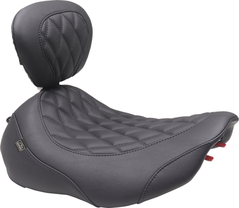 MUSTANG Wide Tripper™ Seat - Solo - Black Stitching - FLT/FLH '23-'25 89503