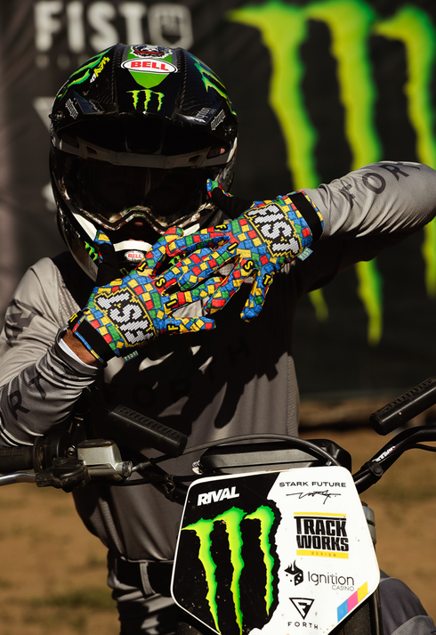 FIST HANDWEAR Strapped Build Gloves - 2XS F-GS-01516-XXS