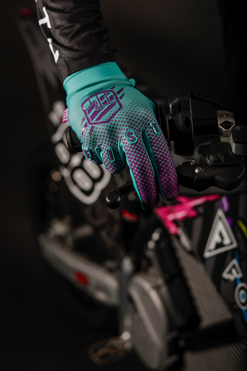 FIST HANDWEAR Breezer Gloves - Violet Halftone - Medium F-GB-01525-M