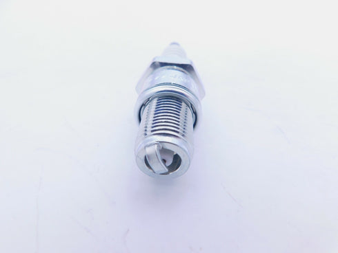 NEW OEM HONDA NGK BR8EG SPARK PLUG CR250 480 500 1982-2004 98079-58679