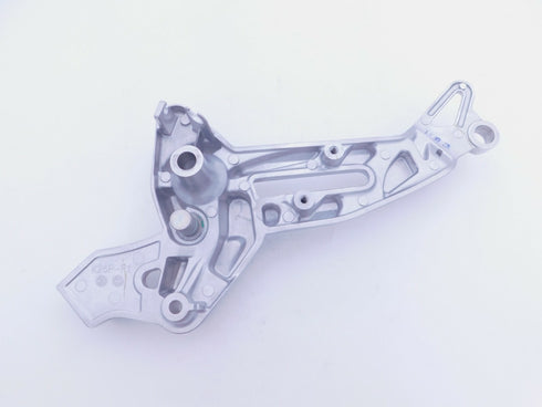HONDA RIGHT FOOTPEG BRACKET 22-25 GROM 125 GENUINE OEM NEW GENUINE 50600-K26-G00