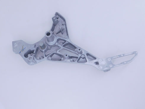 HONDA RH FRONT SIDE FOOTPEG MOUNT PEG STEP HOLDER 2014-2015 GROM 125 OEM NEW