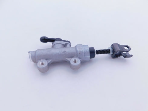 HONDA  REAR BRAKE MASTER CYLINDER TRX450R TRX450ER TRX 450R 450ER  43510-HP1-016