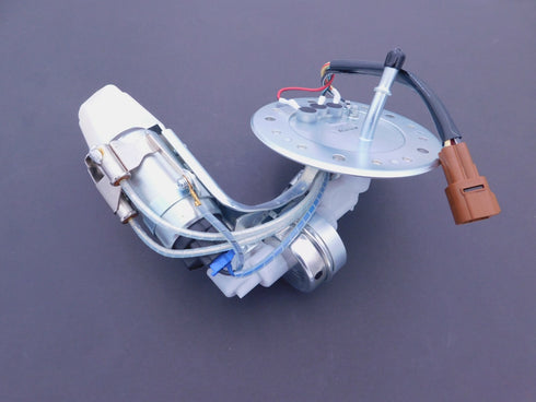 NEW OEM SUZUKI FUEL PUMP ASSEMBLY VZ800 M50 2005-2009 15100-39G00