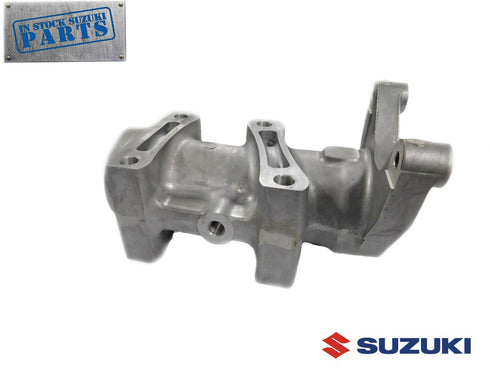 REAR AXLE BEARING CARRIER 2009 - 2014 SUZUKI LT-Z400 LTZ 400 OEM 64715-33H00 NEW