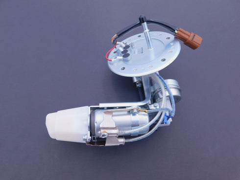 NEW OEM SUZUKI FUEL PUMP ASSEMBLY VZ800 M50 2005-2009 15100-39G00