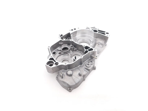 HONDA RIGHT CRANKCASE COVER 2009-2012 CRF450R GENUINE OEM NEW 11100-MEN-A30