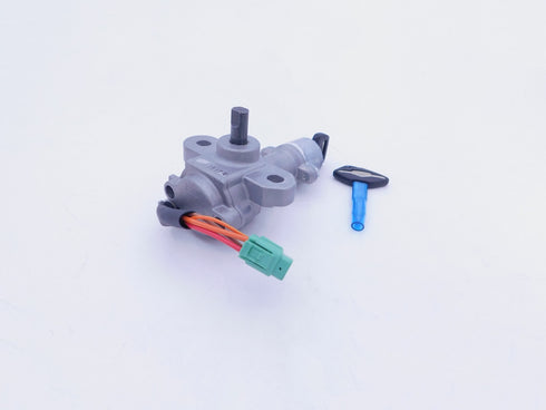 SUZUKI IGNITION SWITCH  2005-2022 BOULEVARD M50 C50 VZ800 VL800 OEM NEW GENUINE