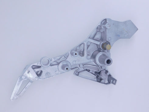 HONDA GROM 125 RIGHT SIDE FRONT FOOTPEG MOUNT PEG STEP HOLDER 2017-2020 OEM