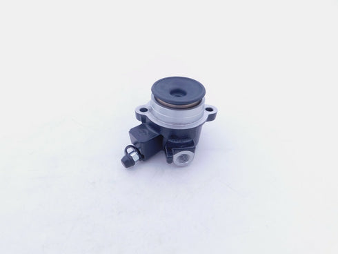 SUZUKI  CLUTCH RELEASE CYLINDER 1998-2003 TL1000R 22-24 HAYABUSA OEM 23160-02F21
