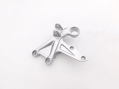 HONDA RIGHT MAIN STEP FOOTPEG BRACKET HOLDER 2014-2023 CBR1000RR OEM NEW GENUINE