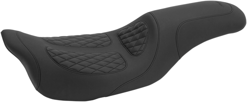 MUSTANG Fastback Perewitz Seat - Diamond - FL '08-'25 76981