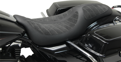 MUSTANG Kodlin Solo Seat - Black - FL '08-'25 76292