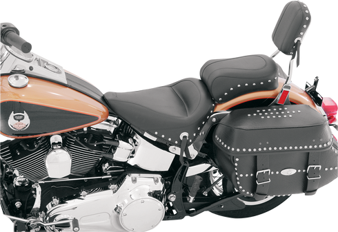 MUSTANG Rear Seat - Studded - FLST '00-'17 76175